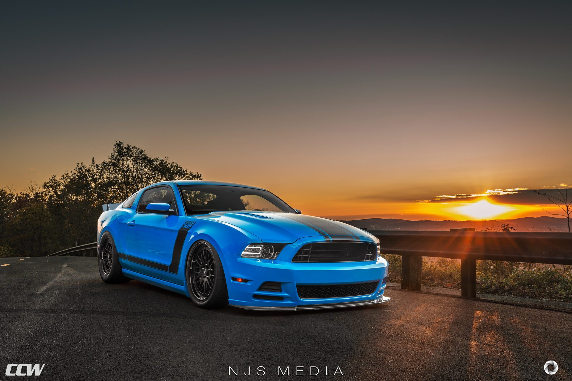 Grabber Blue Ford Mustang Boss 302 - CCW Classic Forged Wheels